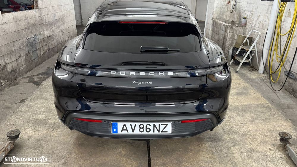 Porsche Taycan Sport Turismo - 5