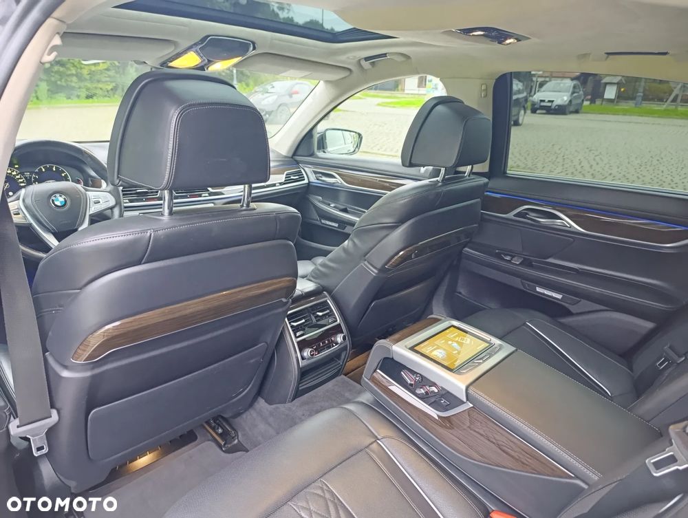 BMW Seria 7 730d xDrive - 15