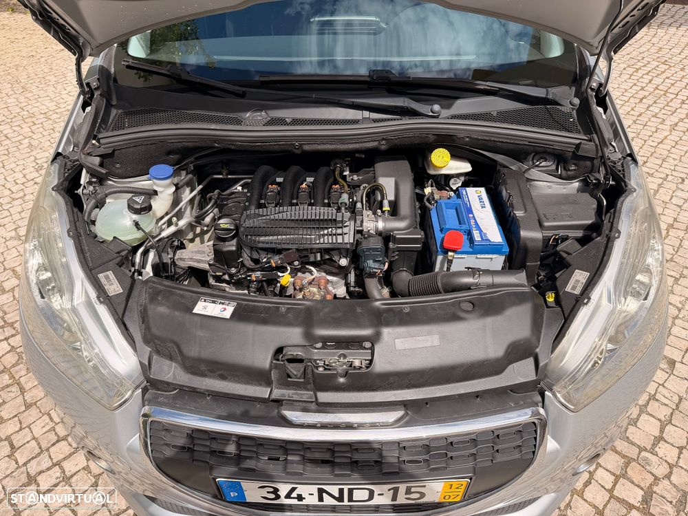 Peugeot 208 1.2 VTi Allure - 22