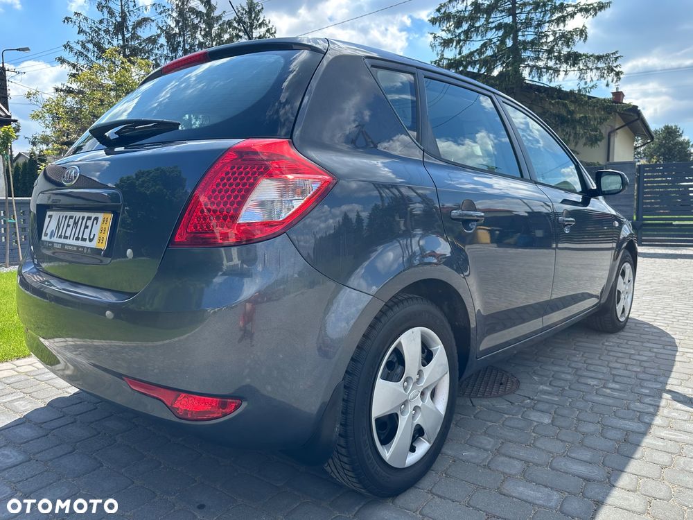 Kia Ceed 1.4 CVVT Spirit - 13