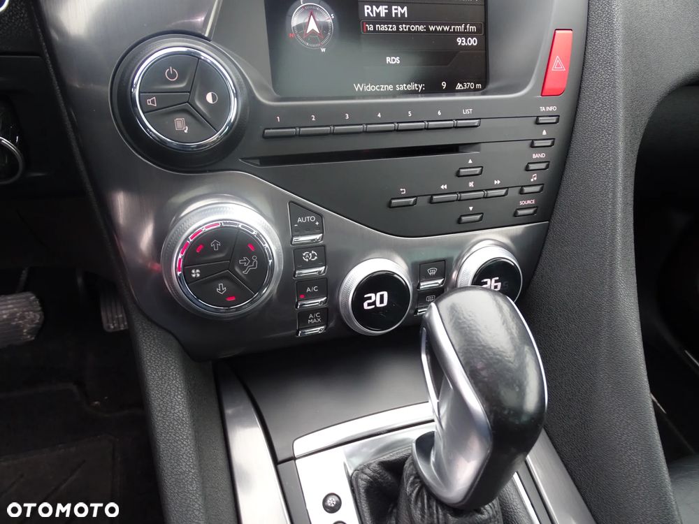 Citroën DS5 HDi 165 Business - 32