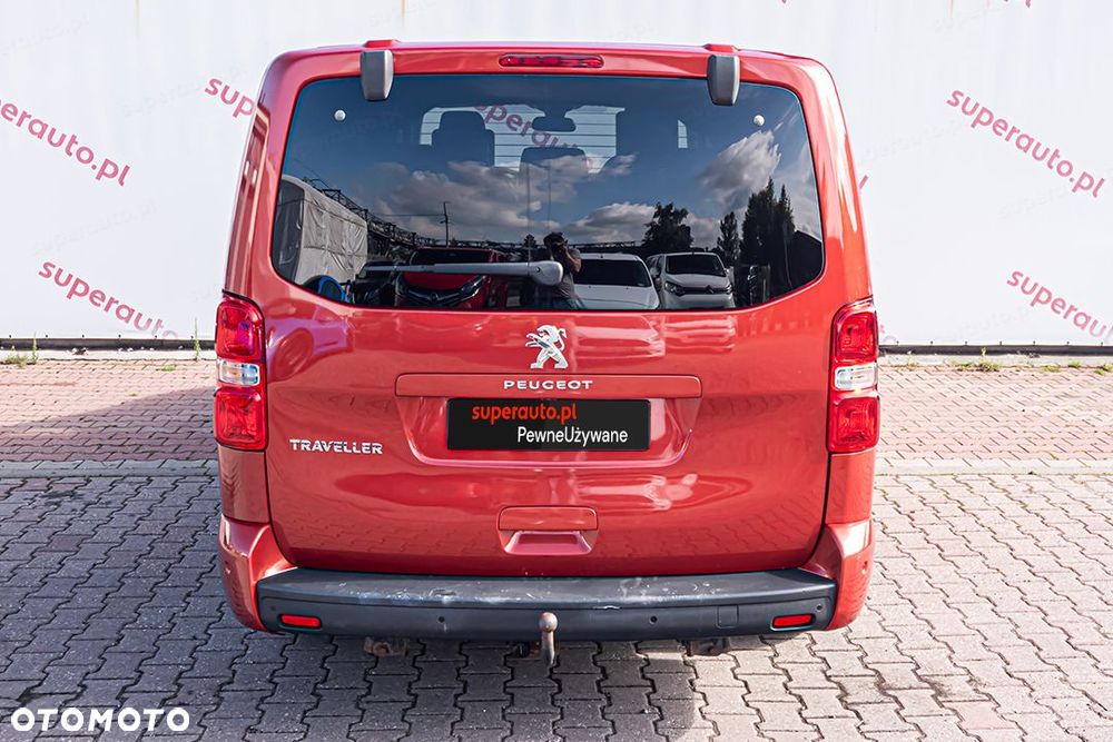 Peugeot Traveller - 13