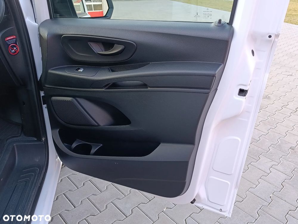 Mercedes-Benz Vito Tourer Lang SELECT - 28