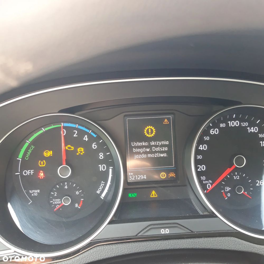 Volkswagen Passat - 11