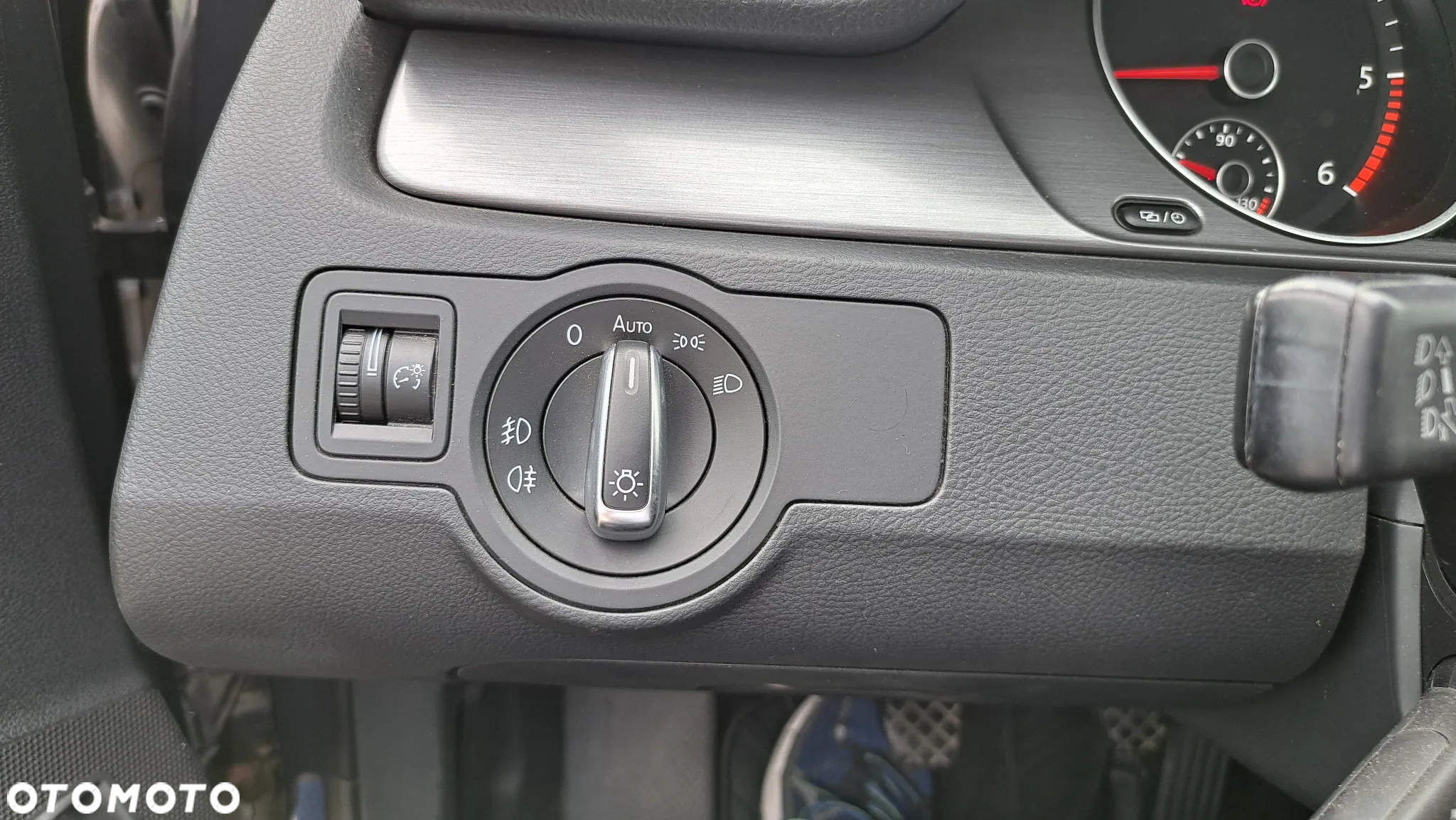 Volkswagen Passat 2.0 TDI Highline DSG - 31