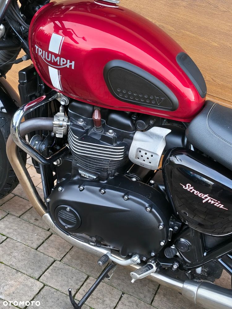 Triumph Street Twin - 7