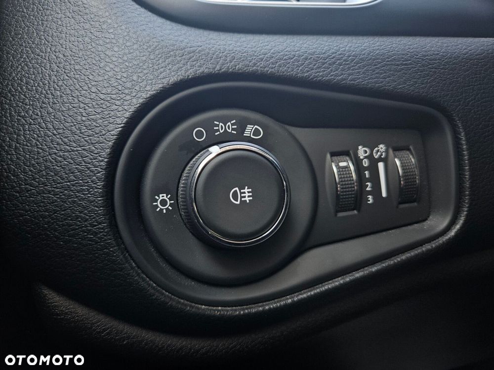 Jeep Renegade 1.0 GSE T3 Turbo Sport FWD S&S - 14