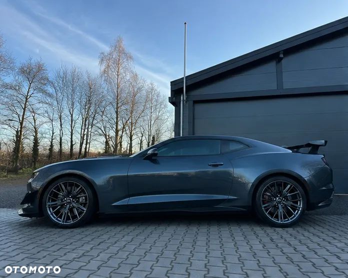 Chevrolet Camaro - 3