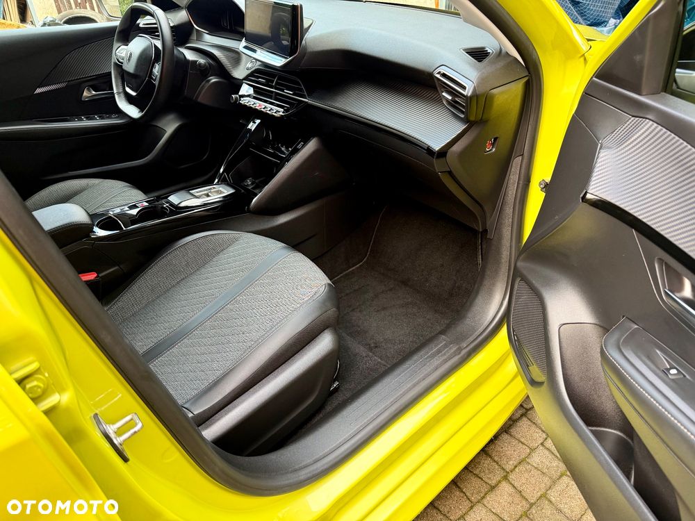 Peugeot 208 Elektromotor 136 Allure Pack - 20