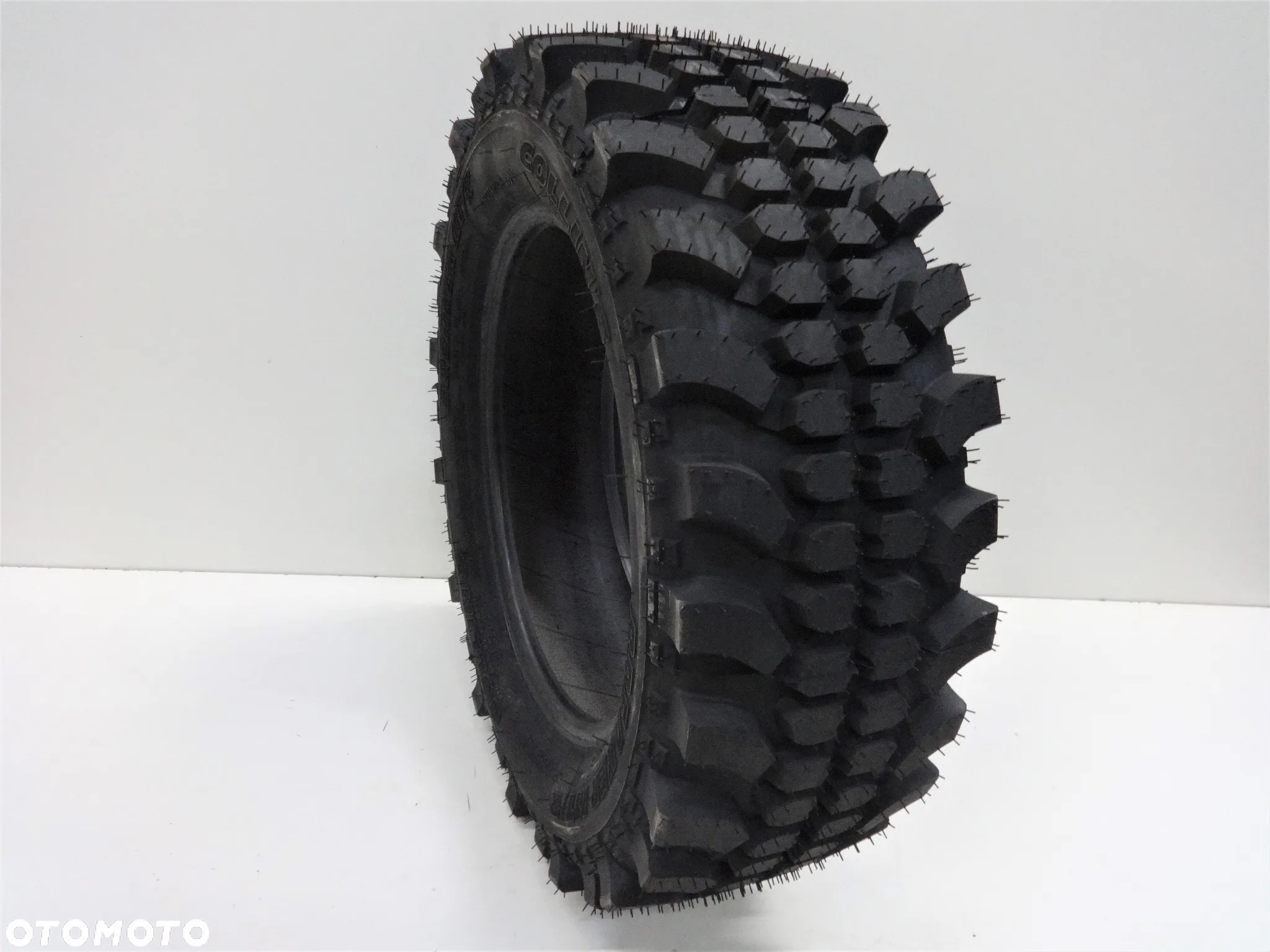235/70R16 Opony bieżnikowane Profil Breaker MT/R - 3