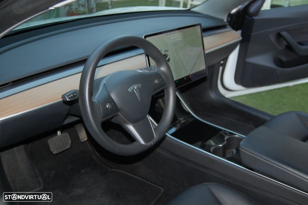 Tesla Model 3 Standard RWD - 13