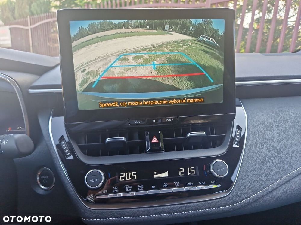 Toyota Corolla 1.8 Hybrid Comfort - 17