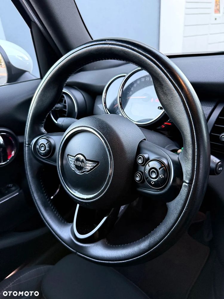 MINI Cooper D 60 Years Chili - 10