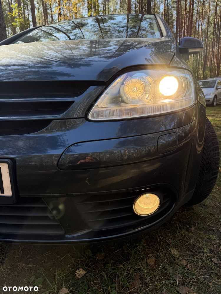 Volkswagen Golf Plus - 12