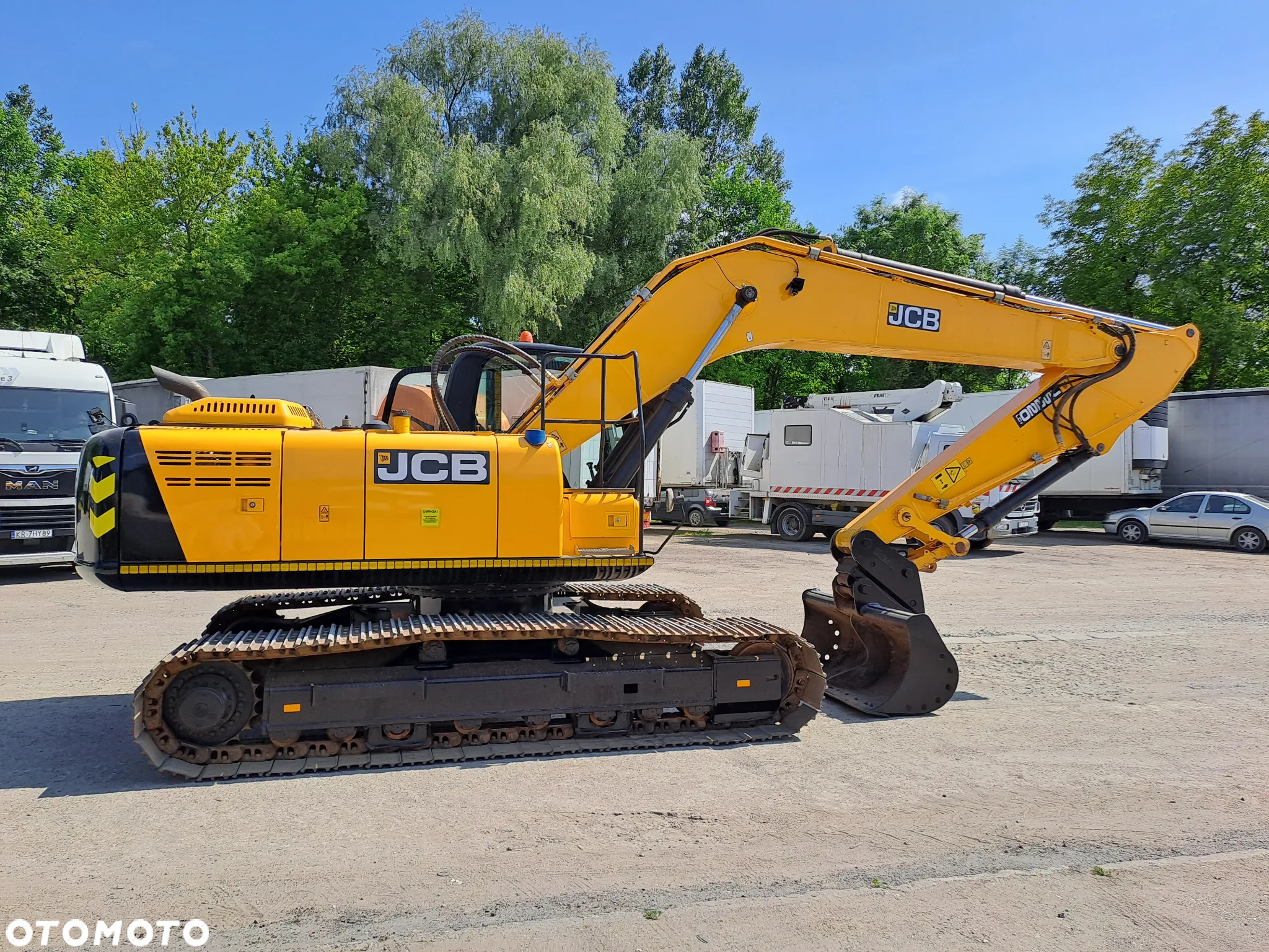 JCB JS 220 LC - 8