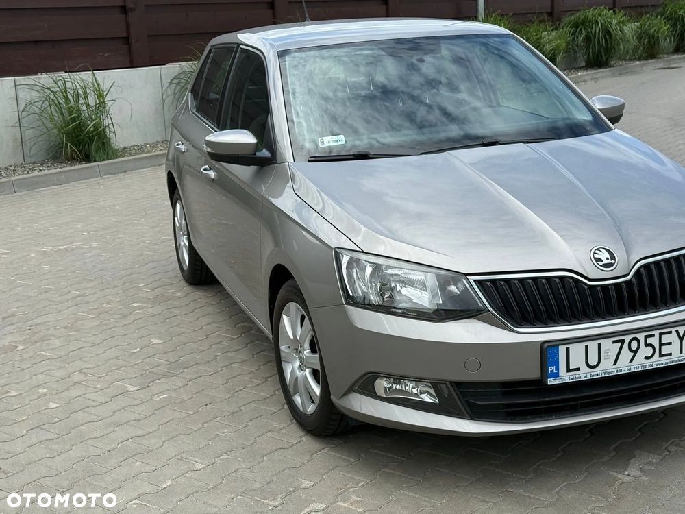 Skoda Fabia 1.2 TSI Active - 3