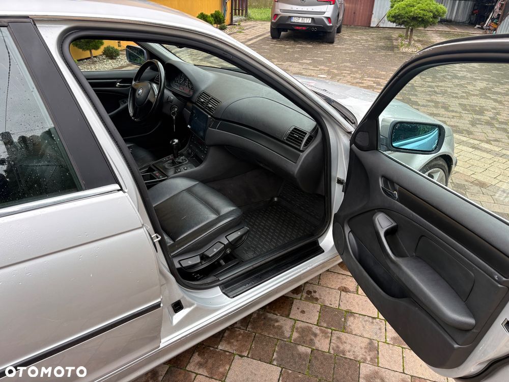 BMW Seria 3 328i - 21