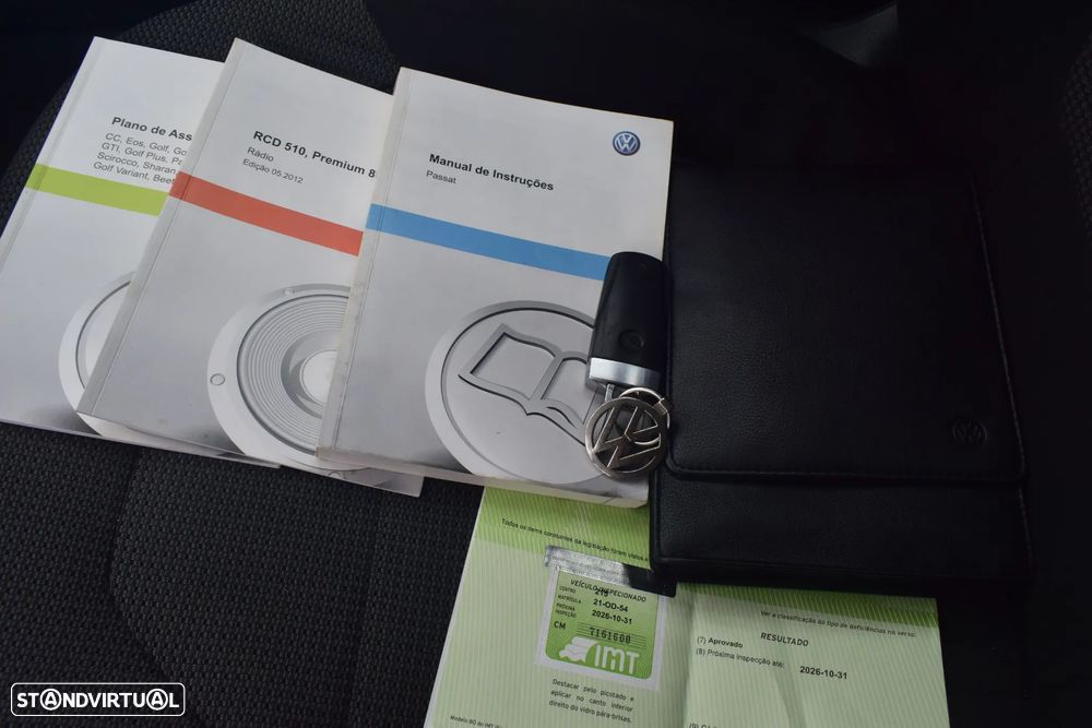 VW Passat Variant 1.6 TDI BlueMotion - 14