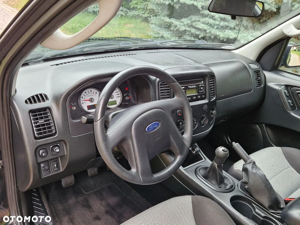 Ford Maverick Standard - 16