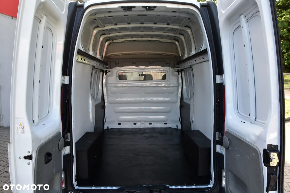 Renault Trafic - 20