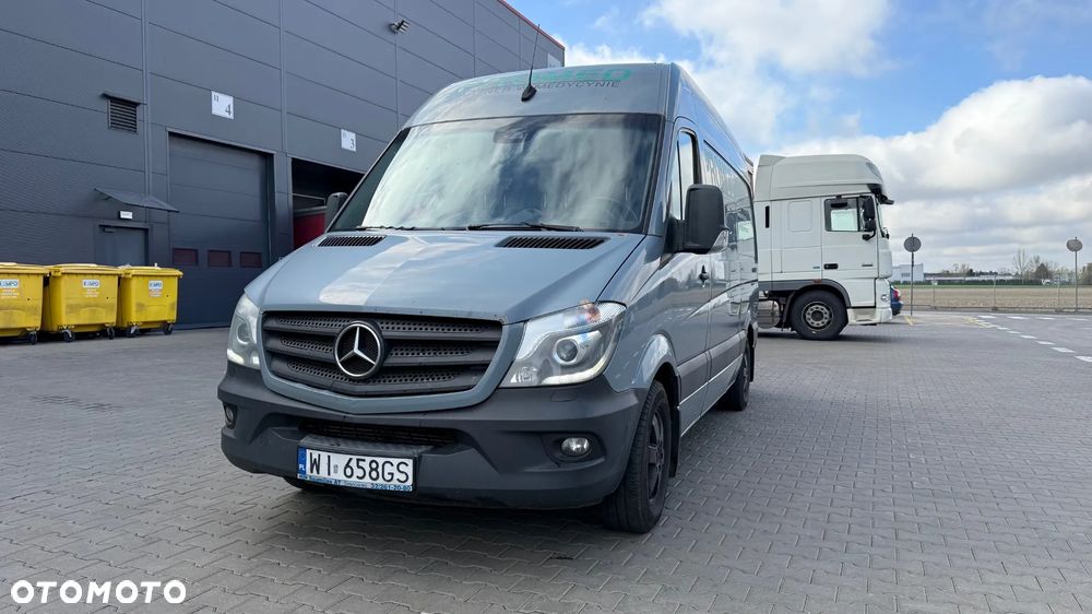 Mercedes-Benz Sprinter - 5