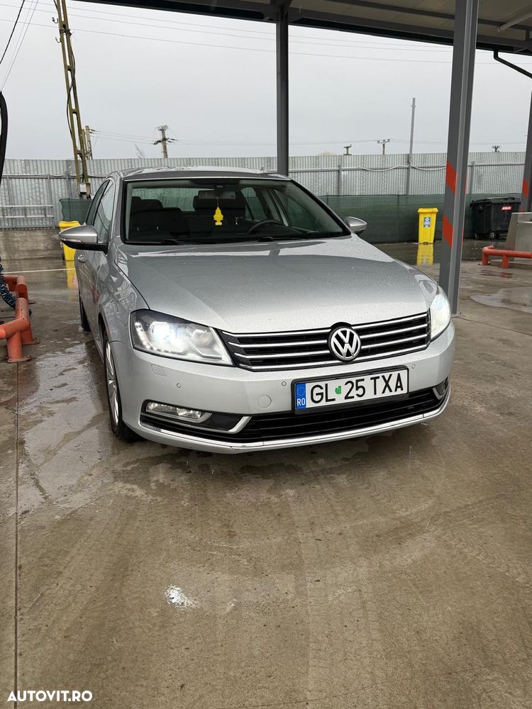 Volkswagen Passat Variant 2.0 TDI Blue TDI DSG Comfortline - 1