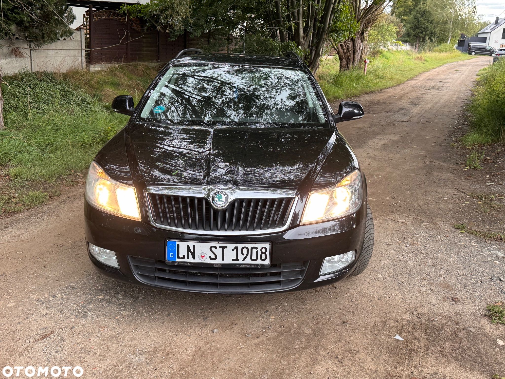 Skoda Octavia 2.0 TDI DPF Ambiente DSG - 1