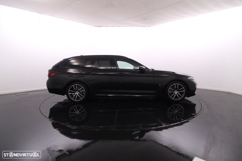 BMW 520 d Pack Desportivo M Auto - 9