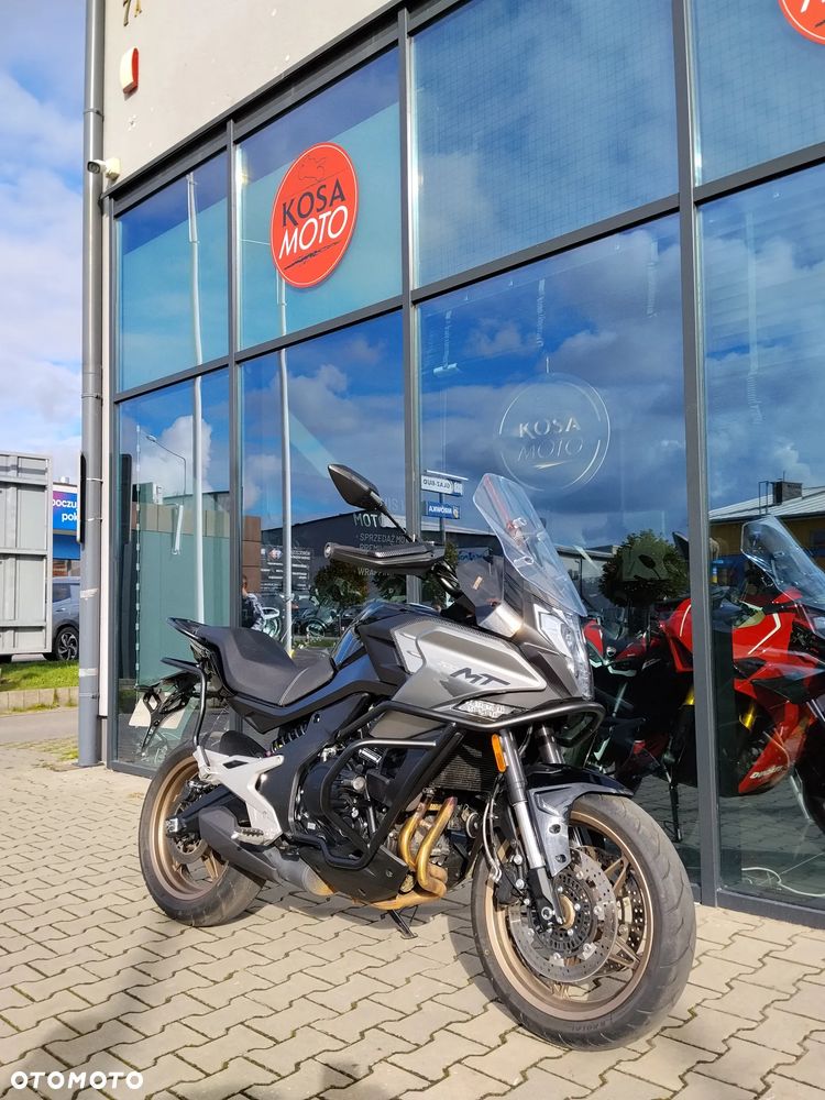 CFMoto 700MT - 1