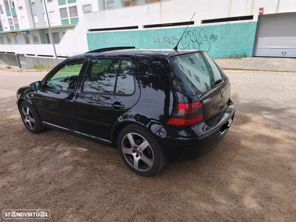 VW Golf 1.9 TDi Highline - 3
