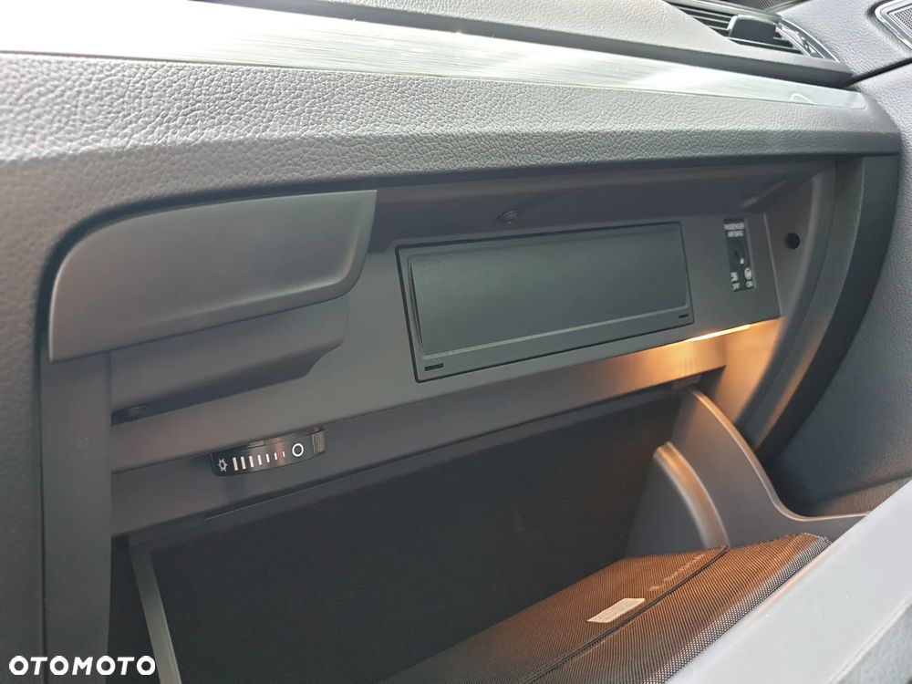 Skoda Superb 1.4 TSI Plug-In Hybrid Style DSG - 24