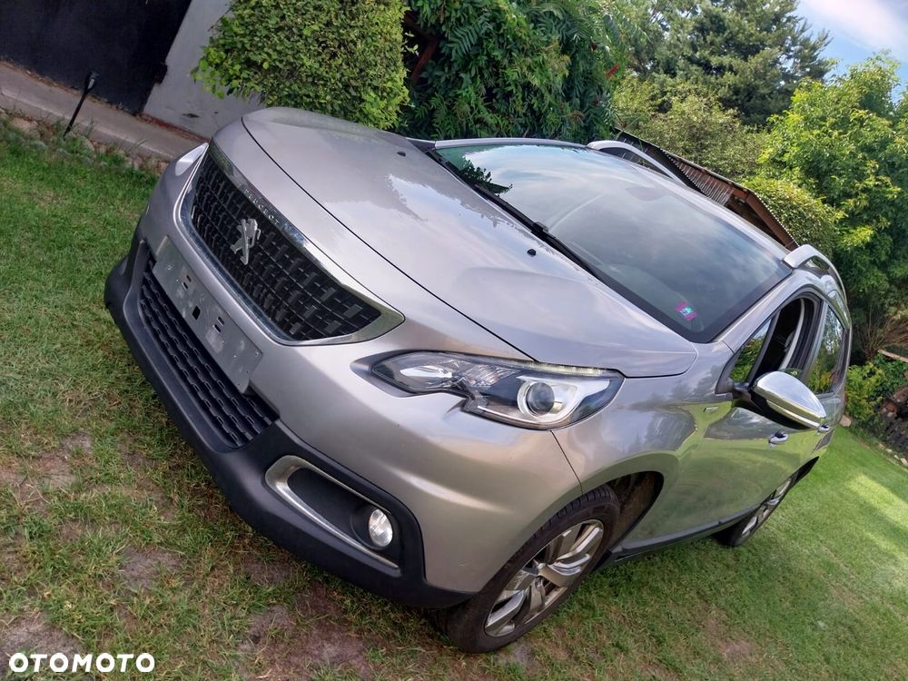 Peugeot 2008 1.2 Pure Tech Active S&S - 3