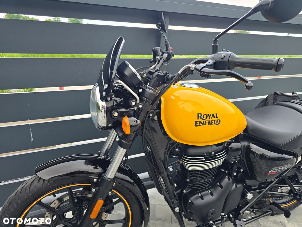 Royal Enfield Meteor - 16