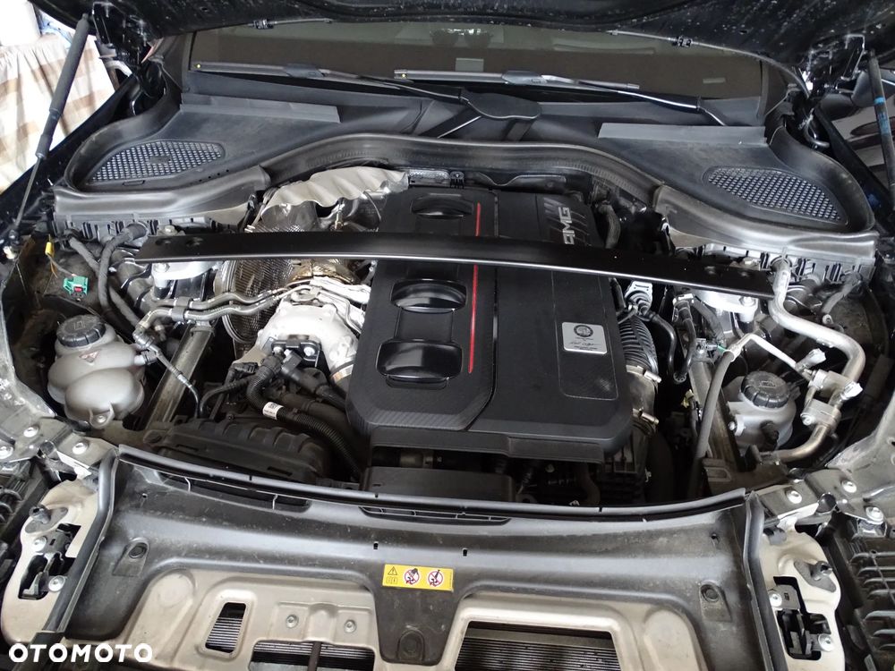 Mercedes-Benz GLC AMG 63 S E Performance AMG Speedsh MCT9G AMG Line Premium - 21