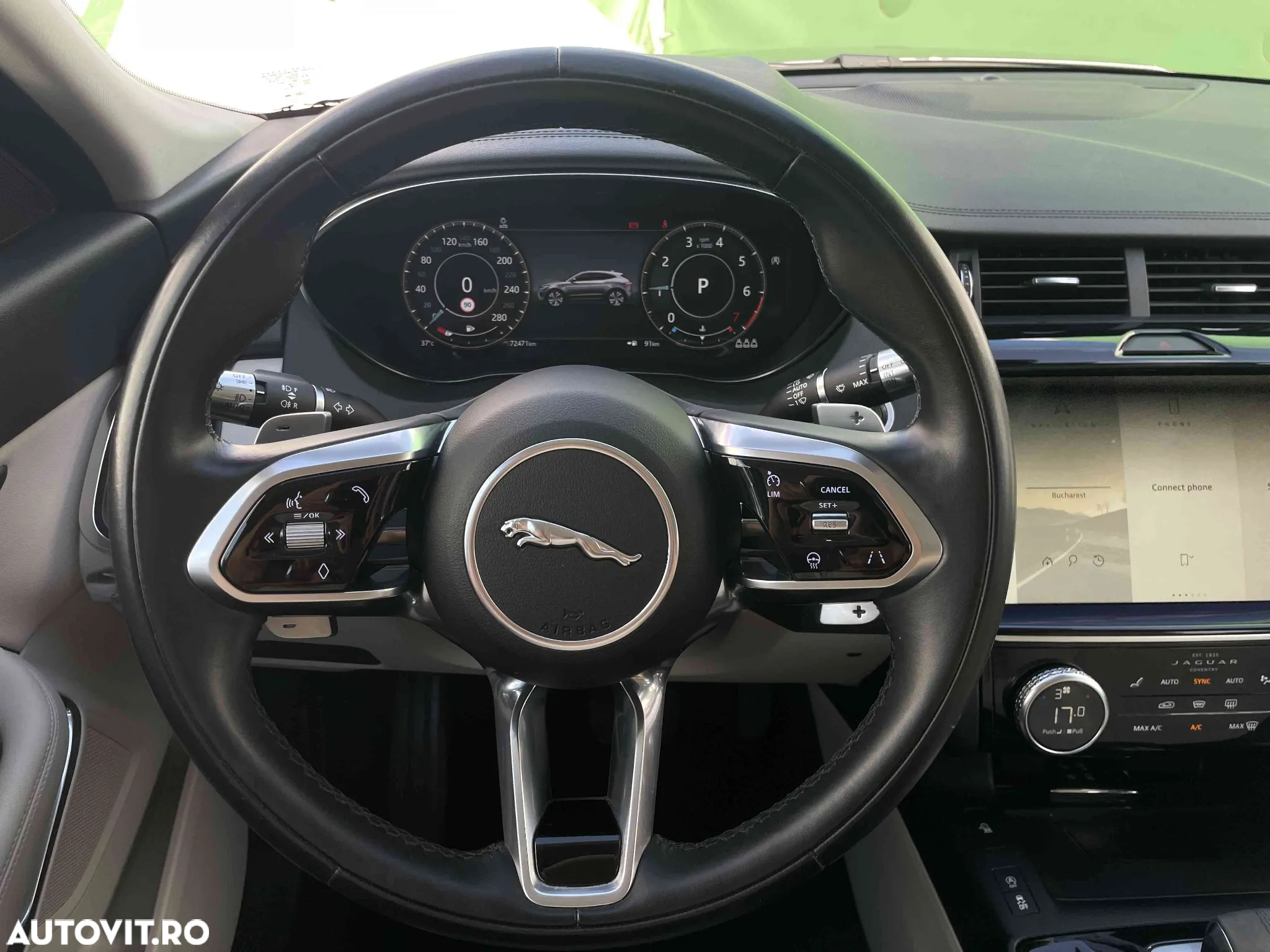 Jaguar E-Pace - 9