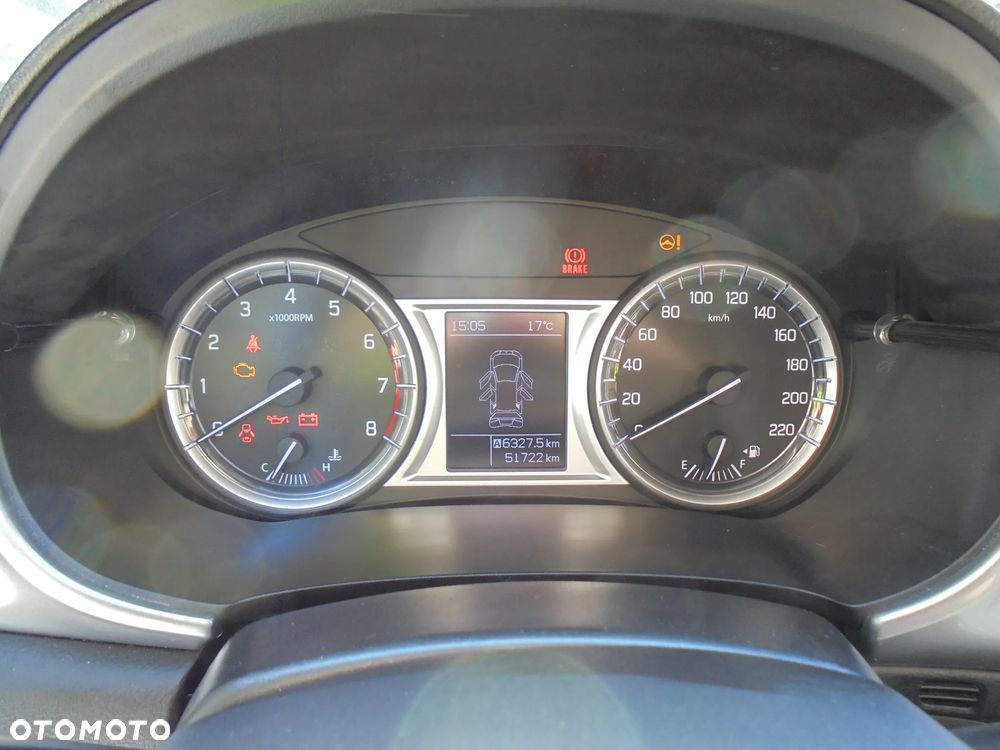 Suzuki Vitara 1.6 Comfort 2WD - 27