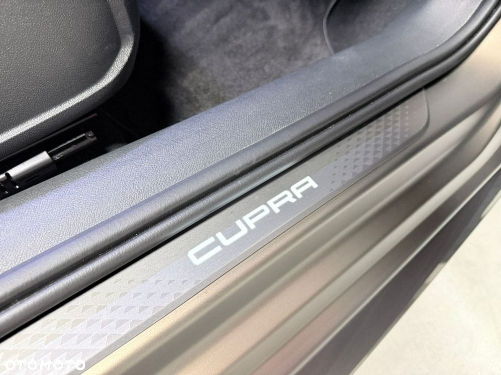 Cupra Leon Sportstourer 2.0 TSI 4Drive DSG VZ Black Edition - 26