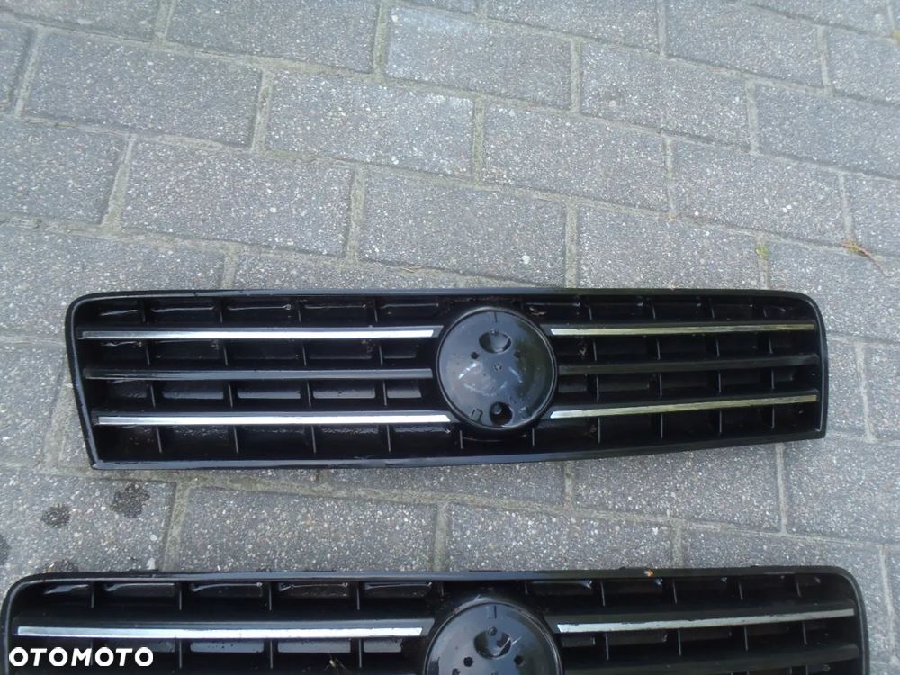 grill atrapa ramka logo znaczek emblemat fiat uno punto II lift posiadam wszystkie części - 6