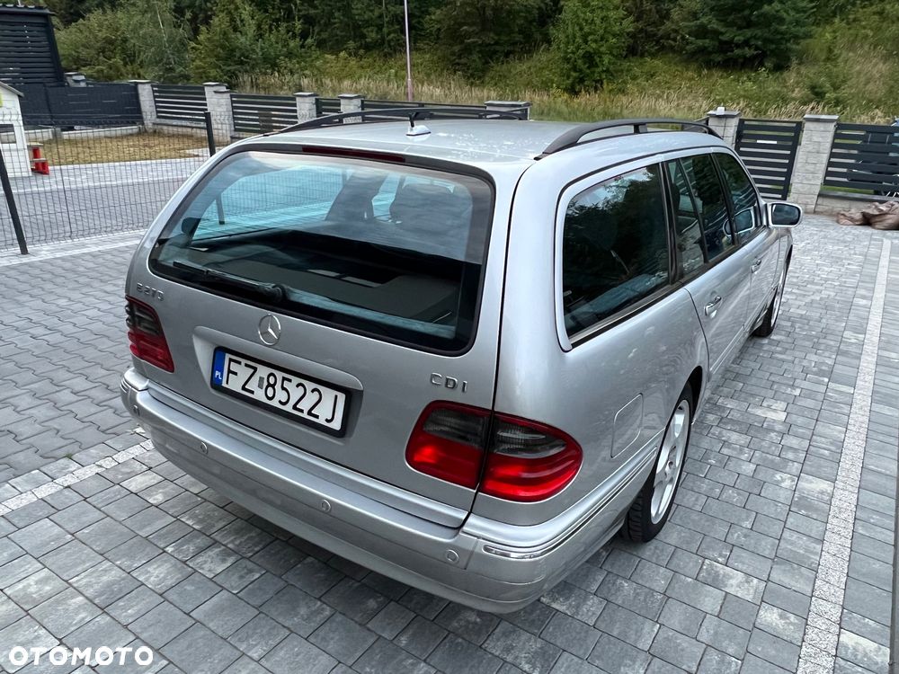 Mercedes-Benz Klasa E - 6