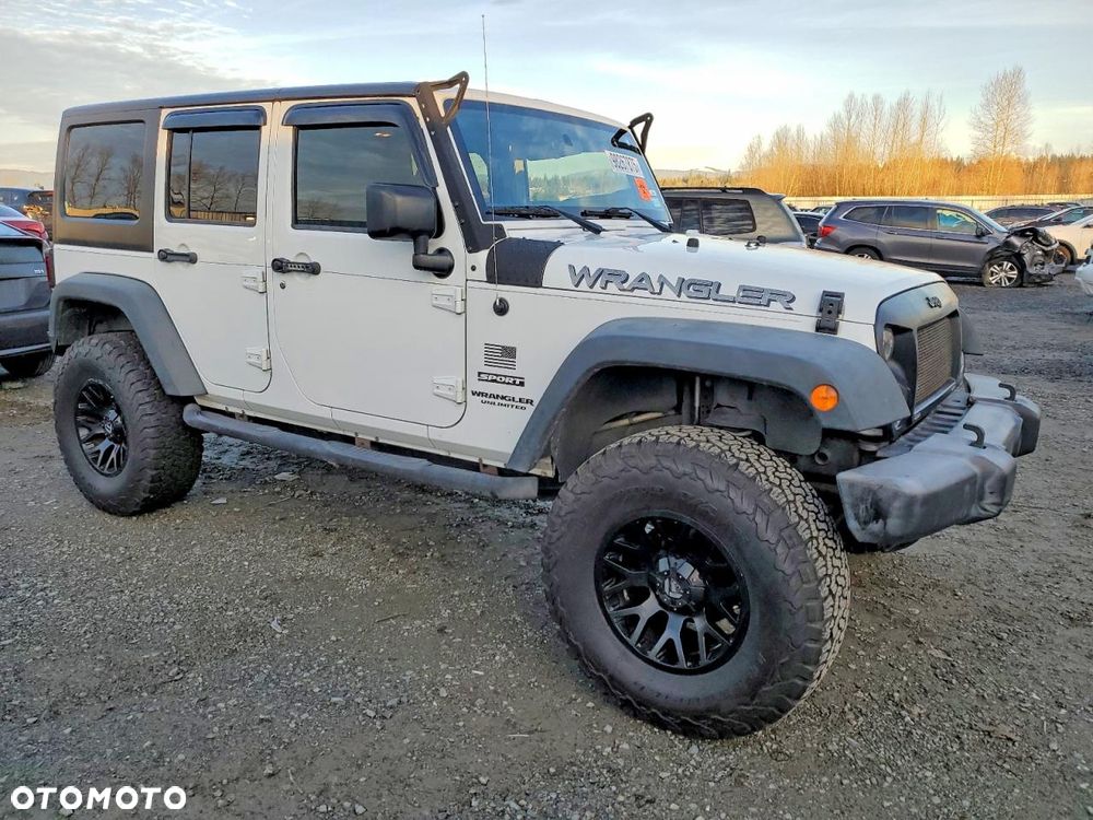 Jeep Wrangler - 4