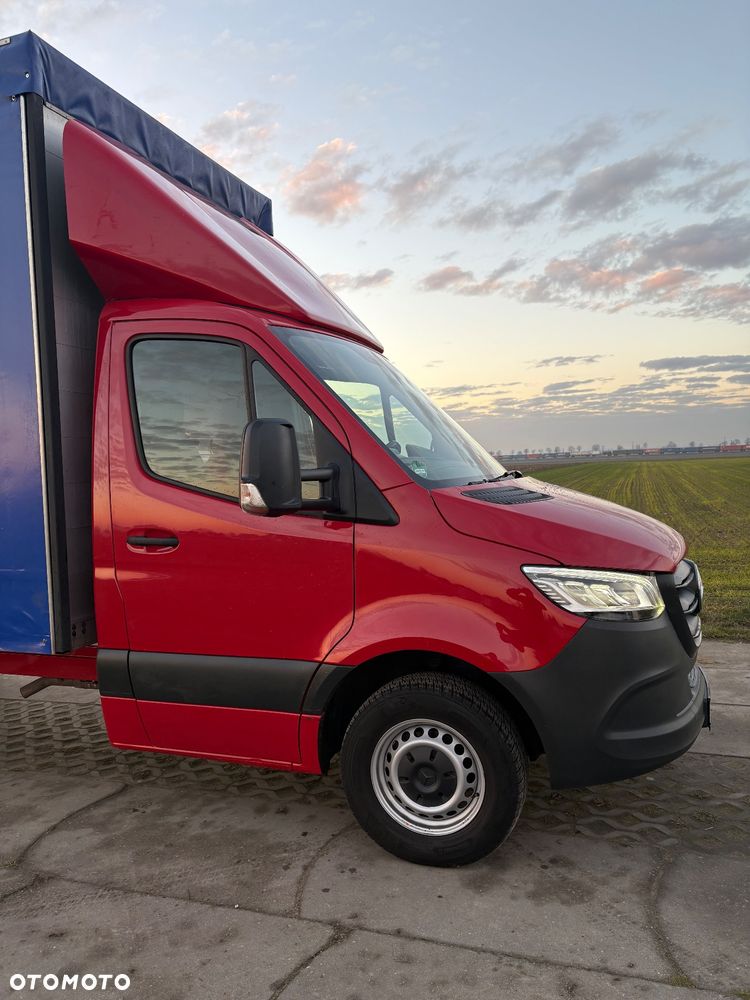 Mercedes-Benz Sprinter - 4