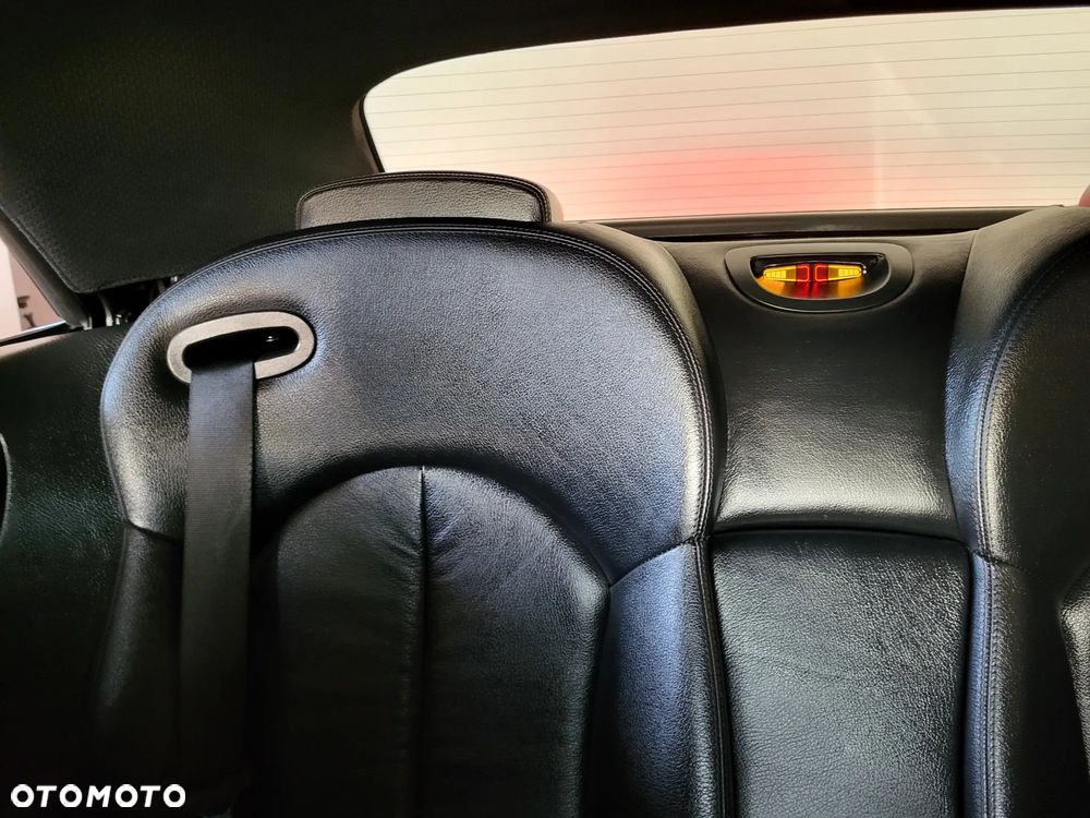 Mercedes-Benz CLK - 32