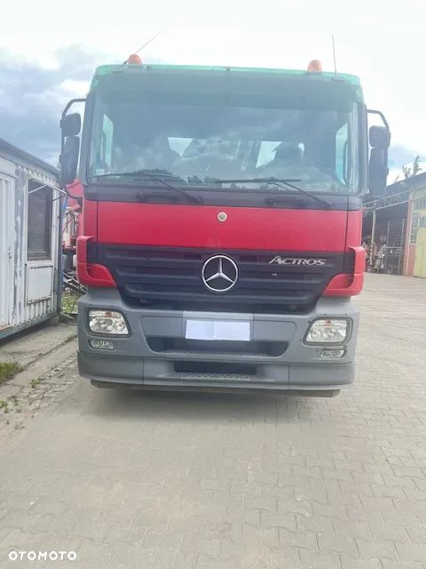 Mercedes-Benz ACTROS - 2