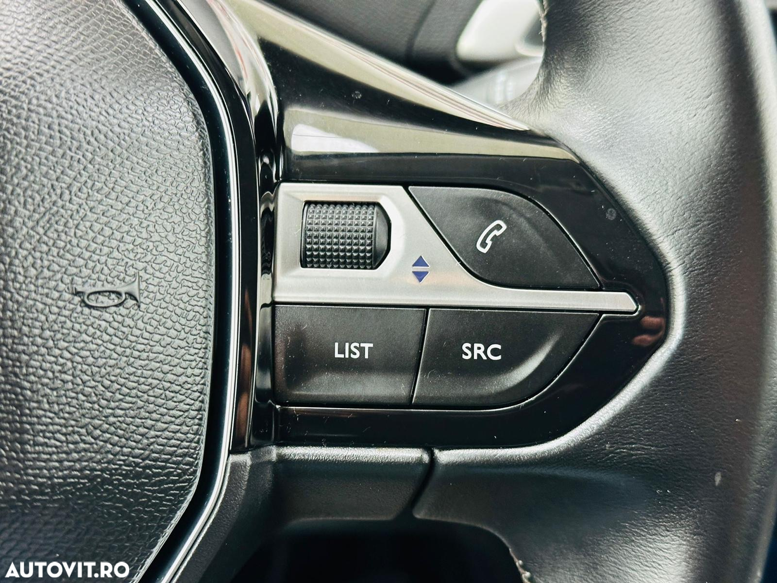 Peugeot 3008 PureTech 130 Stop & Start GPF Active Pack - 22