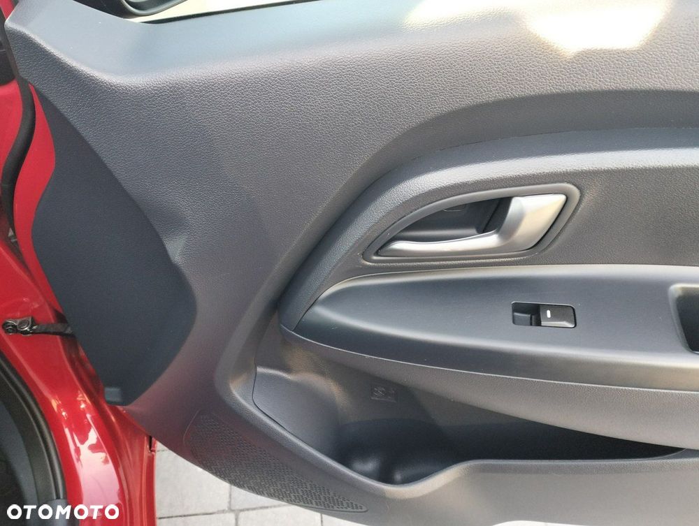 Kia Rio - 23