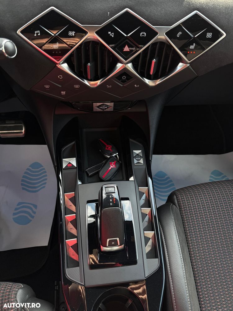 DS Automobiles DS 3 Crossback - 21