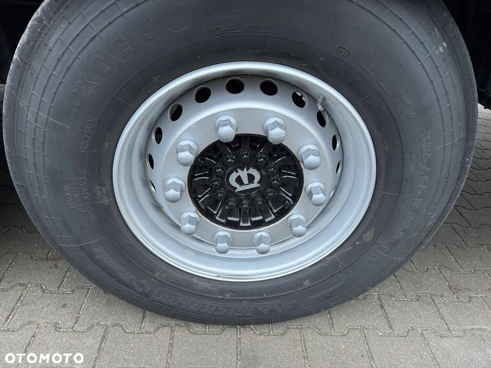 Krone SD Firanka Certyfikat XL, Dach podnoszony - 16