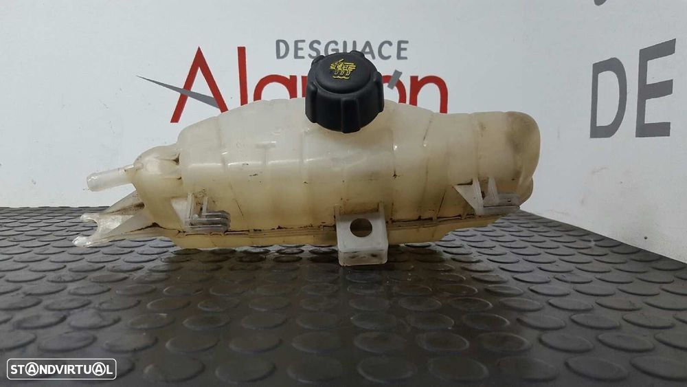 DEPOSÍTO DE EXPANSÃO RENAULT CLIO III 1.5 DCI DIESEL CAT - 4