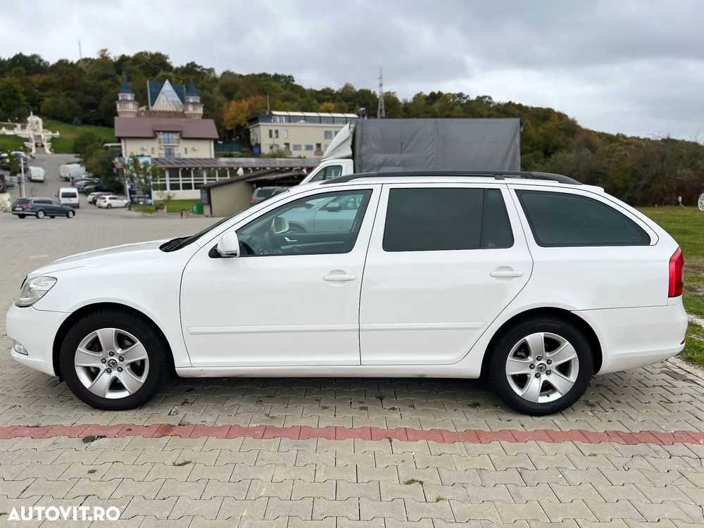Skoda Octavia 1.8 TSI Business DSG - 4