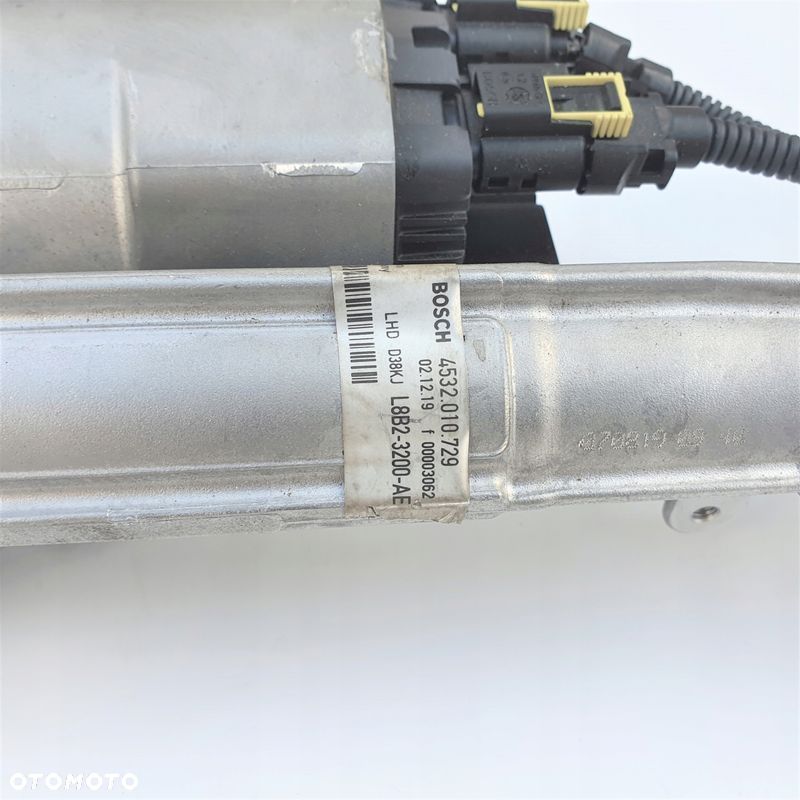 MAGLOWNICA LAND ROVER JAGUAR L8B2-3200-AE NOWA - 2